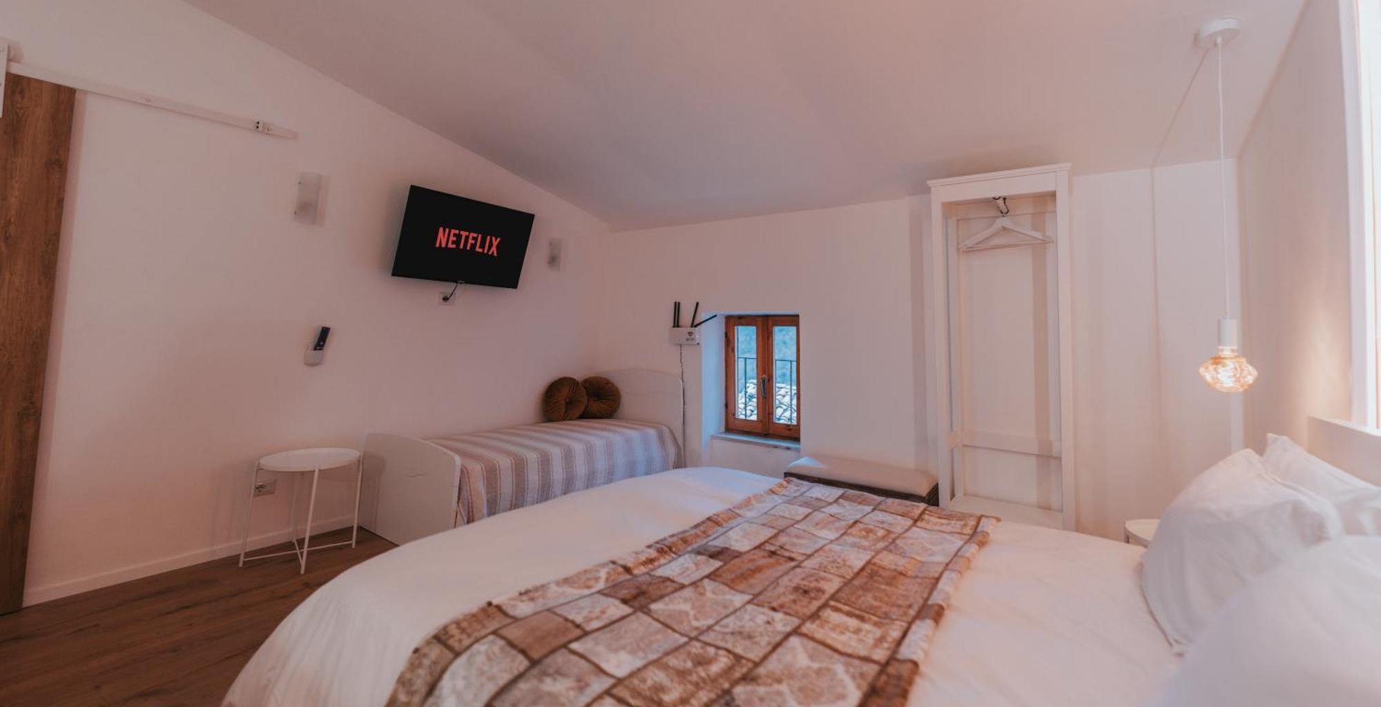 Apartment Time House